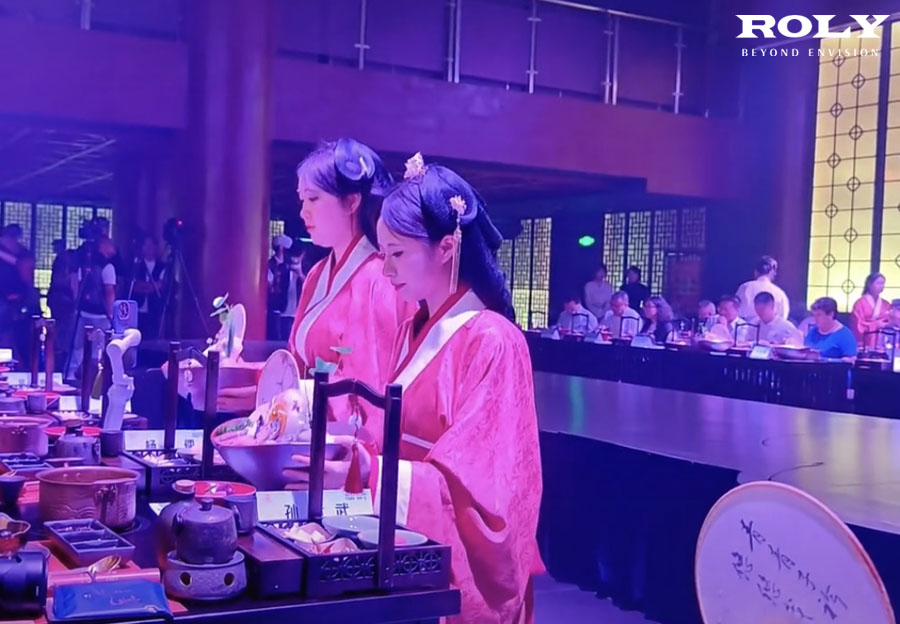 重慶全景沉浸式文化主題餐秀